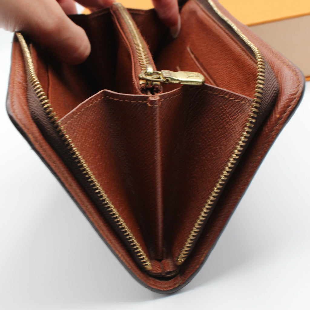 Louis Vuitton Zippy Organizer Wallet Monogram Canvas