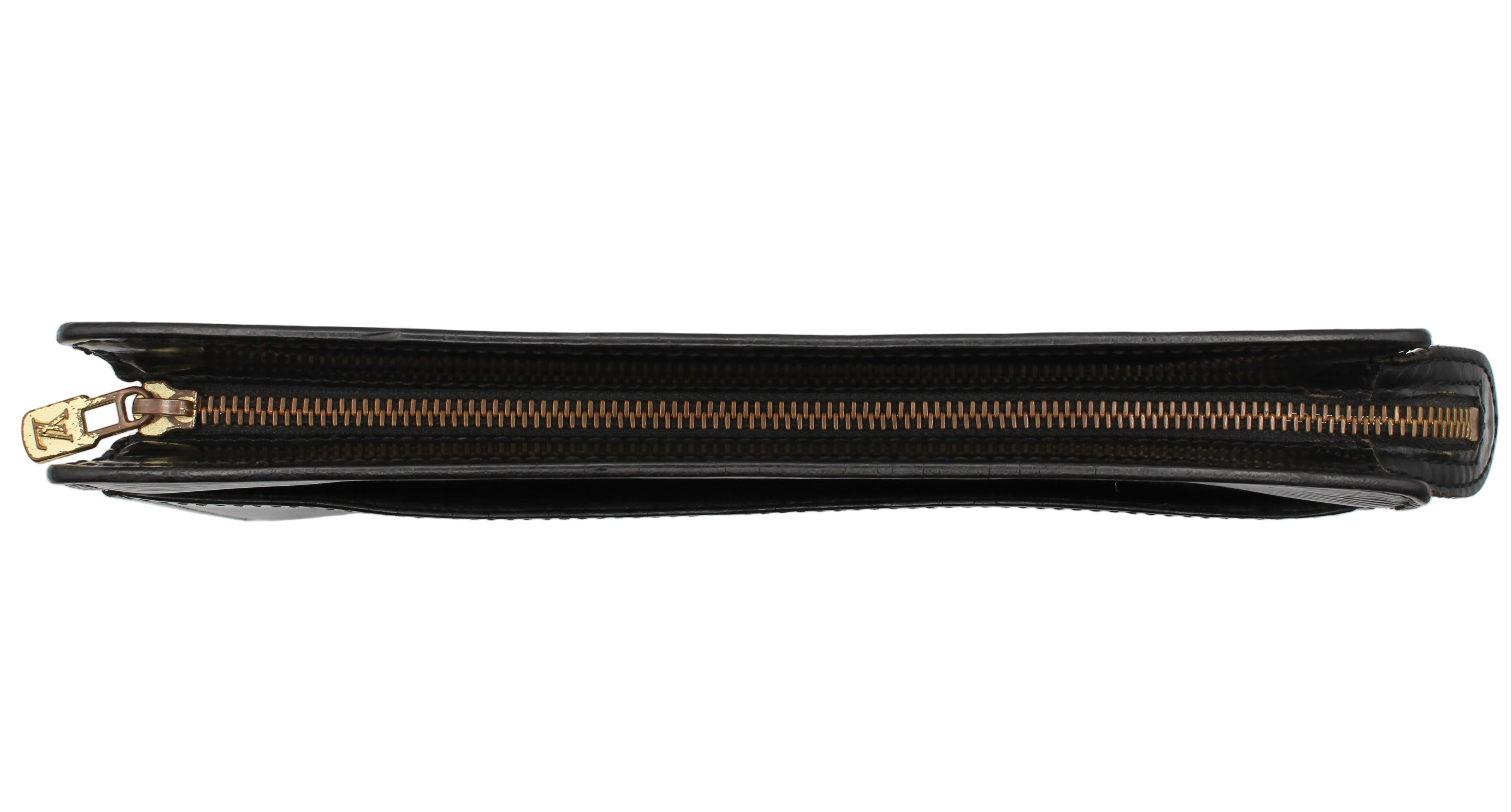 Louis Vuitton Pochette Homme Epi Leather Clutch — Noir Black